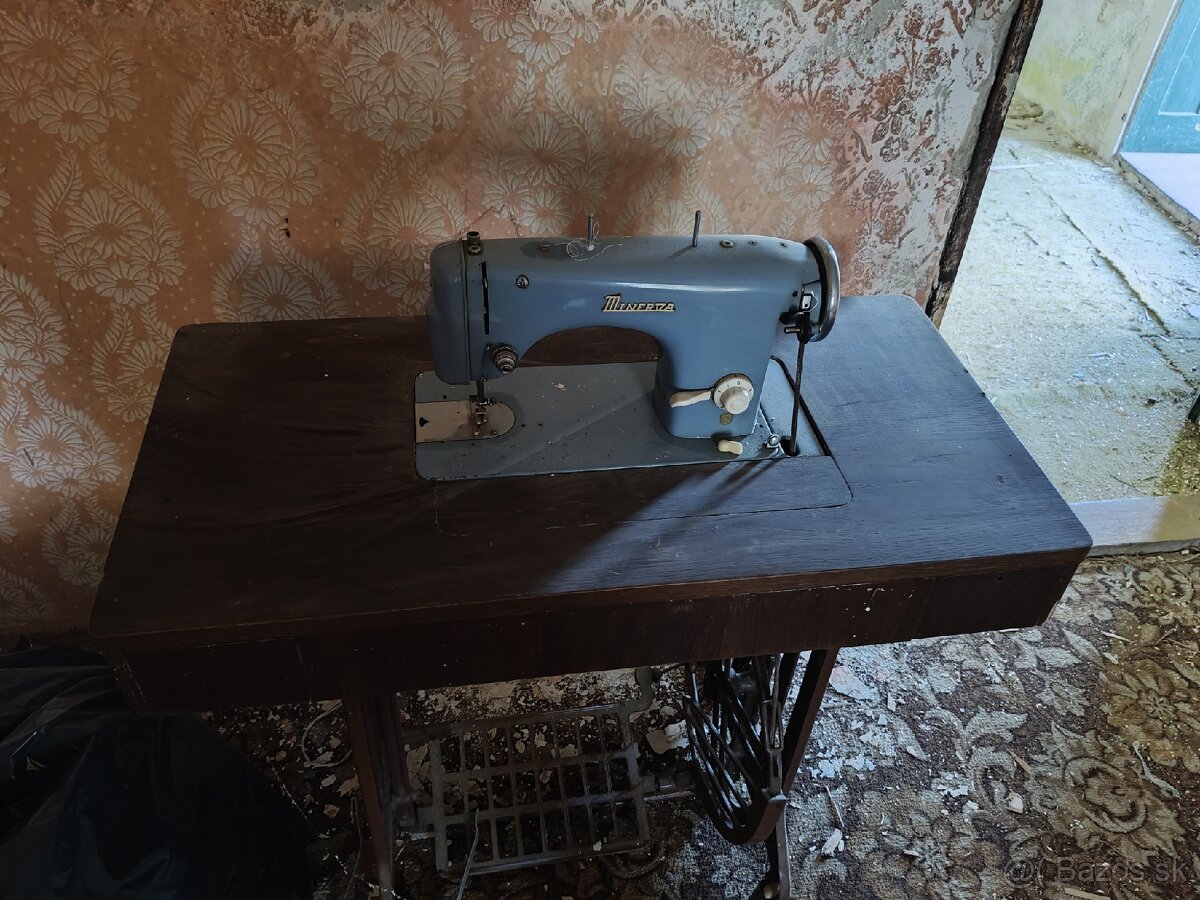 Šijací stroj Minerva - 2