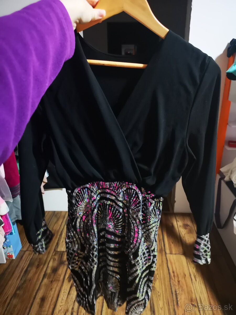 Čierne šaty - 2