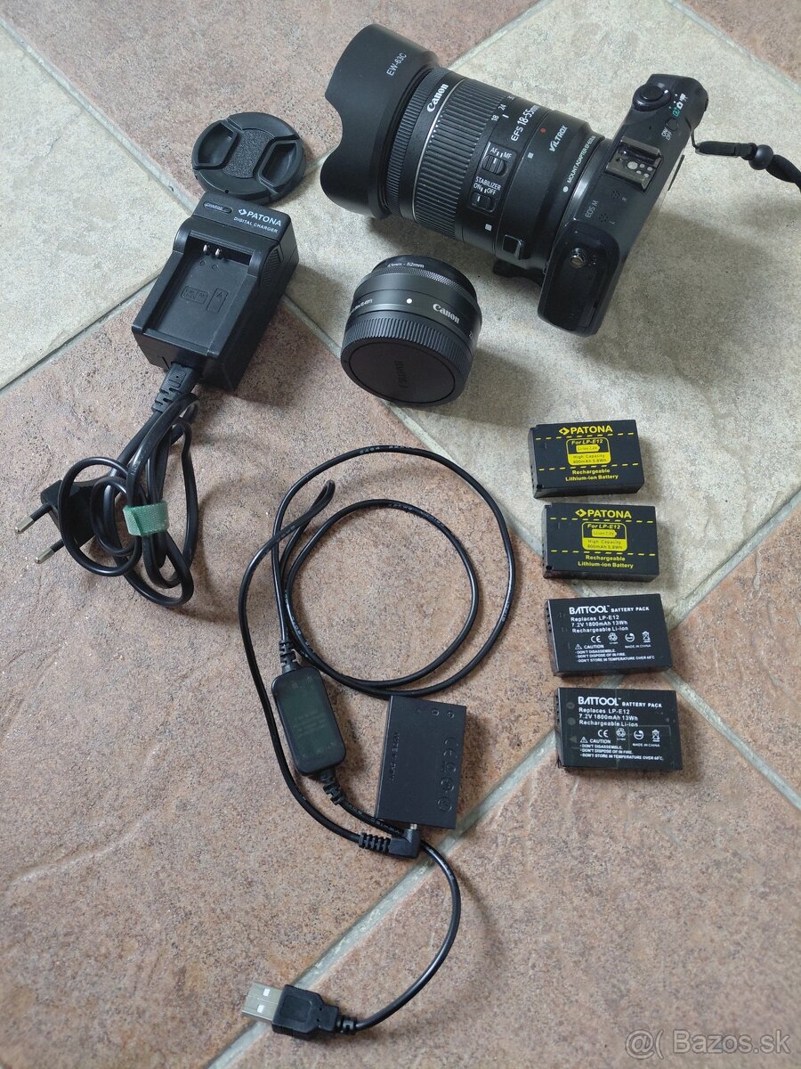 Canon EOS M s príslušenstvom - 2