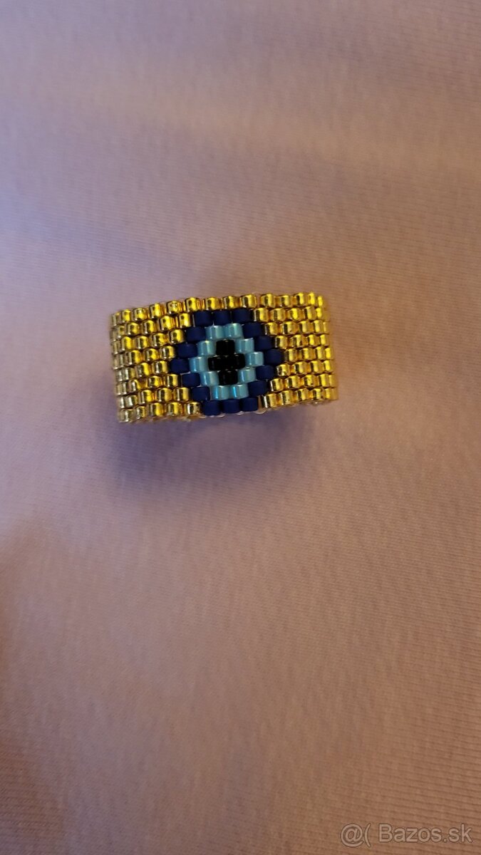 prsteň oko zlava - 2