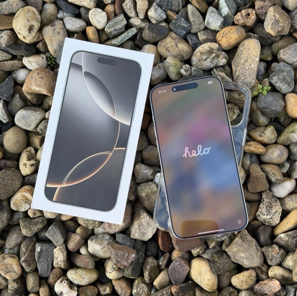 Apple iPhone 16 Pro Max 256GB - 2