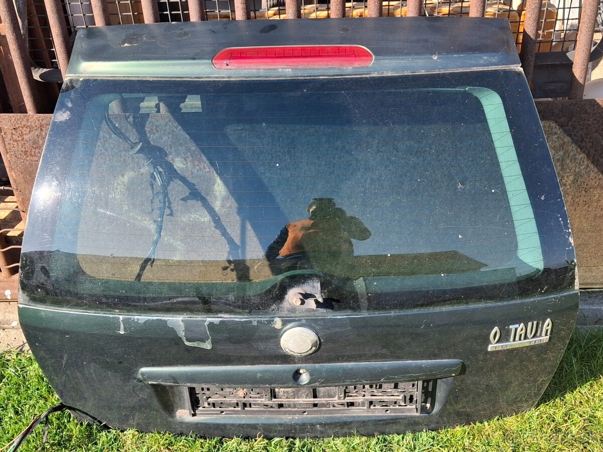 Octavia 1 kombi kufrové dvere - 2