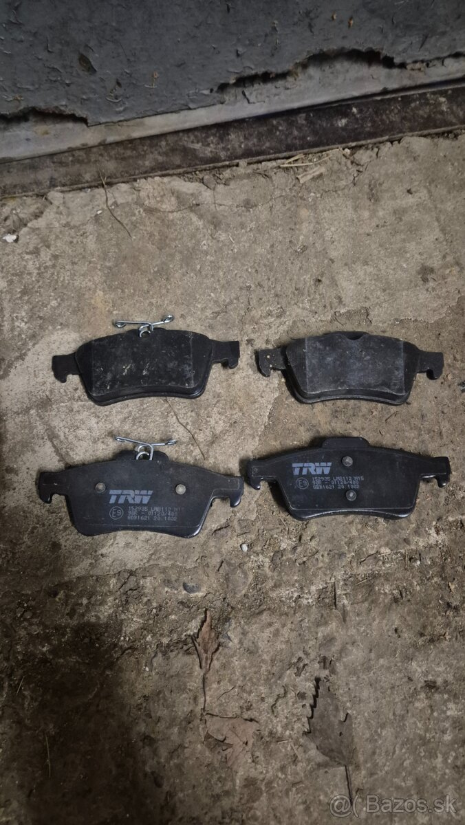 Brzdove dosky TRW - 2