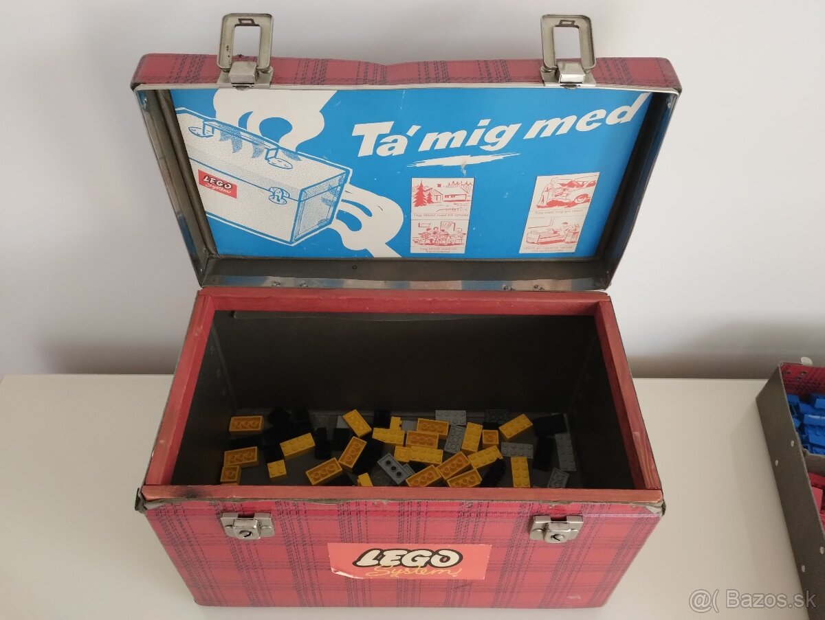 LEGO 710-2 Lockable Storage Box - 2