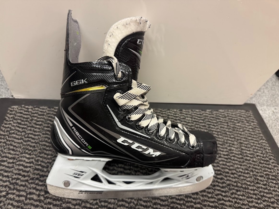 BRUSLE CCM RIBCORE 66K, vel. 38,5/5D - 2