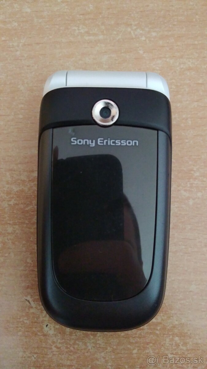 Sony Ericsson Z310i - 2