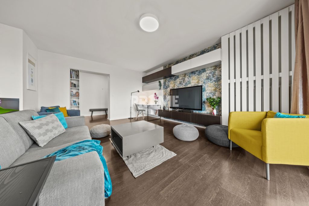 MODERNÝ 3i byt, REKONŠT. BALKÓN, KLÍMA, ulica Námestie Ludví – foto 2