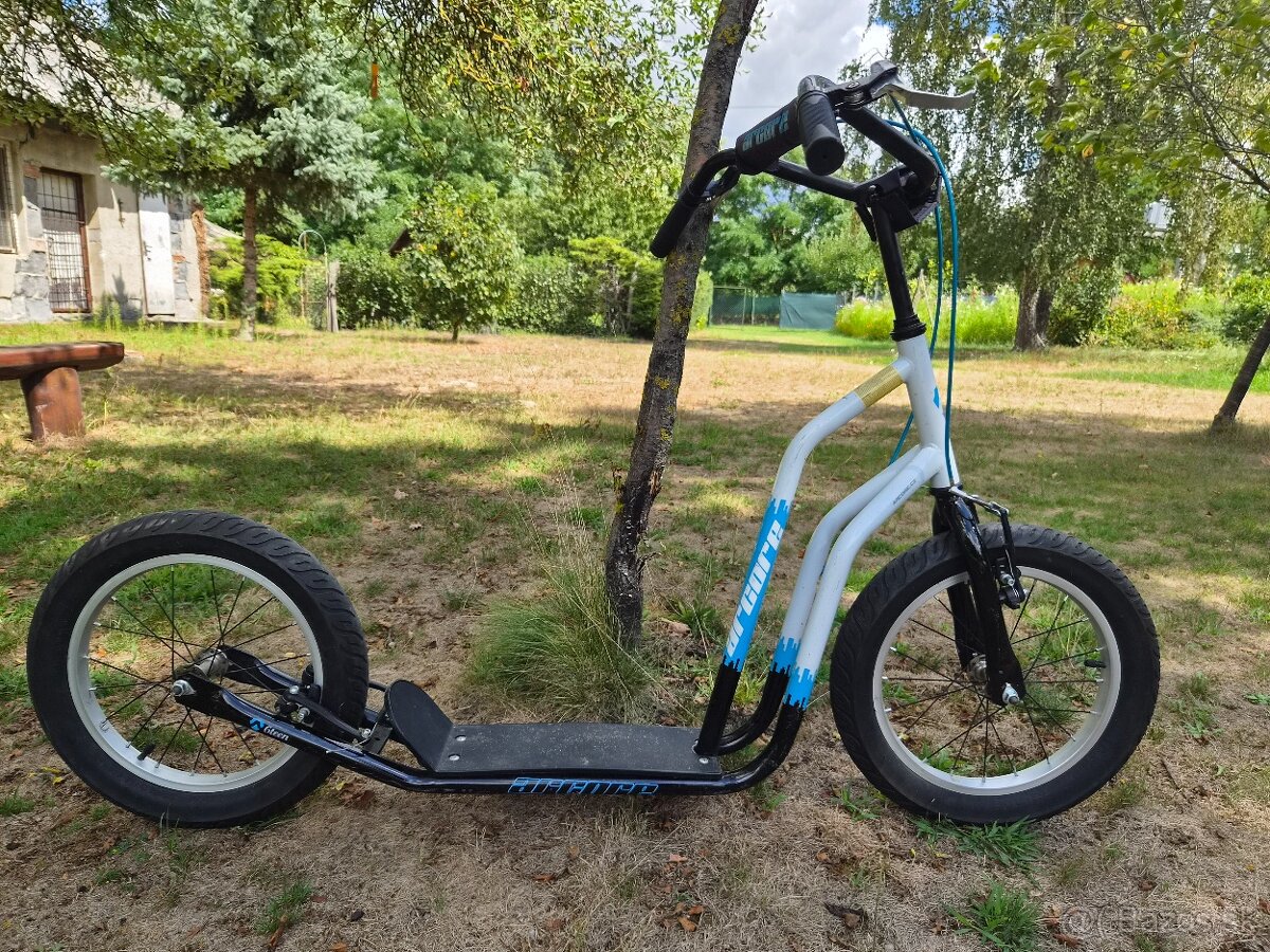 KOLOBEŽKY ARCORE 2 ks - 2