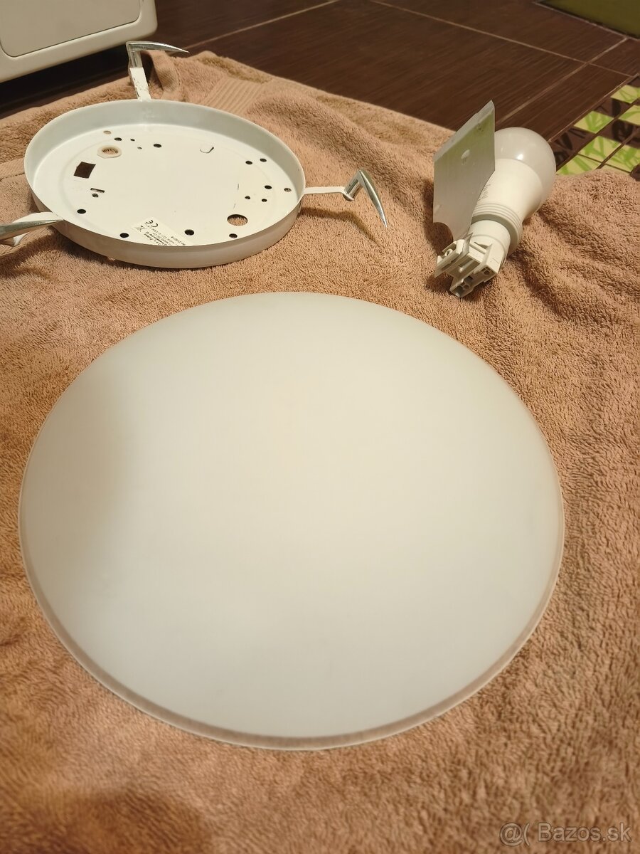 Svietidlo nástenné stropné 60W, E27, 230V - 2