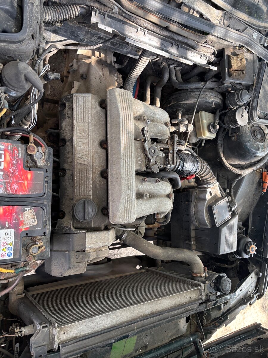 Predám motor 518i - 2