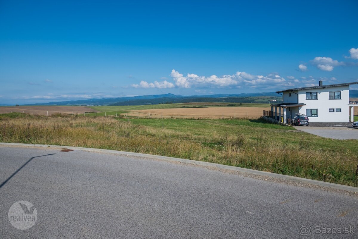 Stavebný pozemok pri golfovom ihrisku - Malý Slavkov - 2
