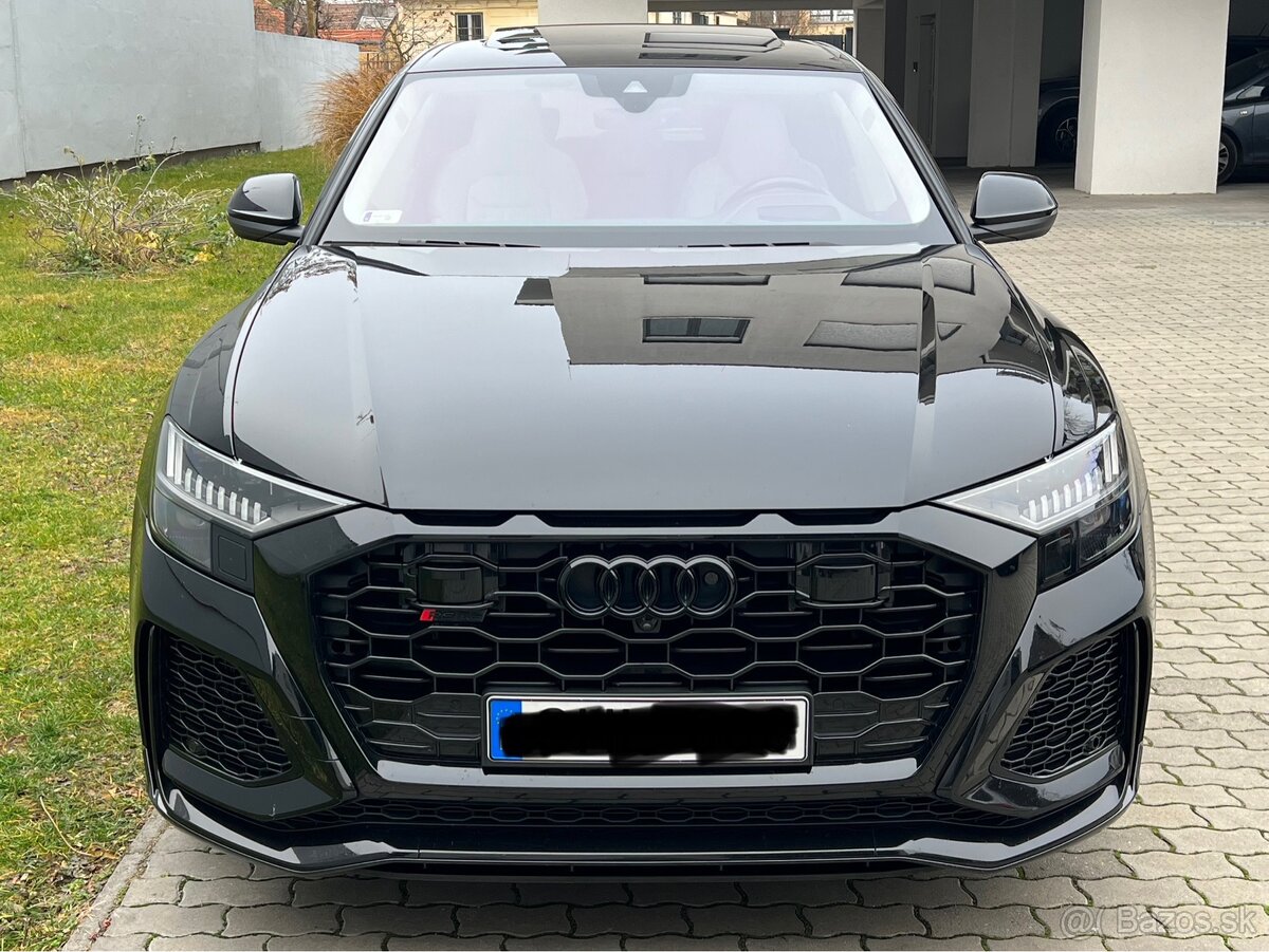 Audi RSQ8 - 2