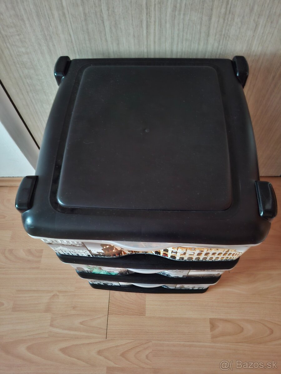 Plastová komoda - 2