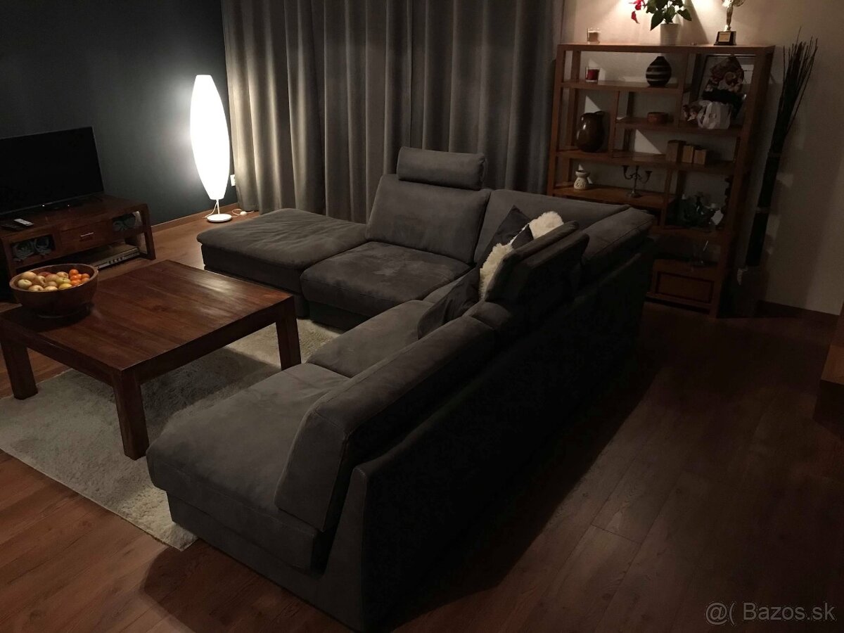 4izbovy 2podlazny dom s bazenom - 2