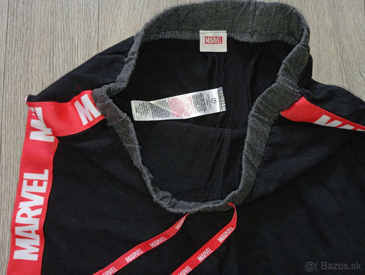 Čierne tepláky a kraťase Marvel 152 - 2