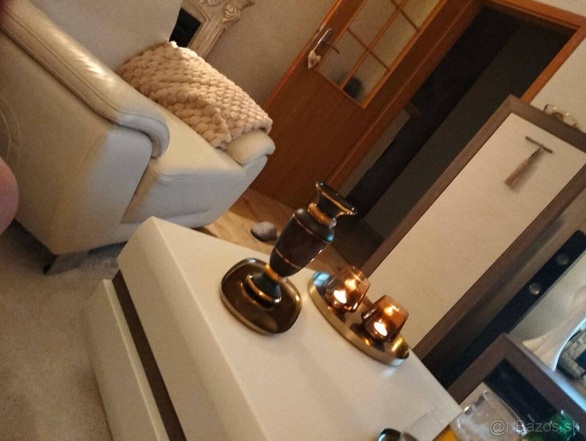 Biele (krémové) kožené kreslo - 2