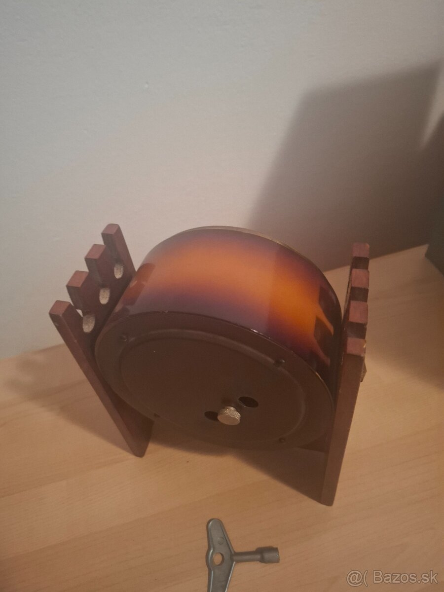 Stolové Hodiny VESNA - 2