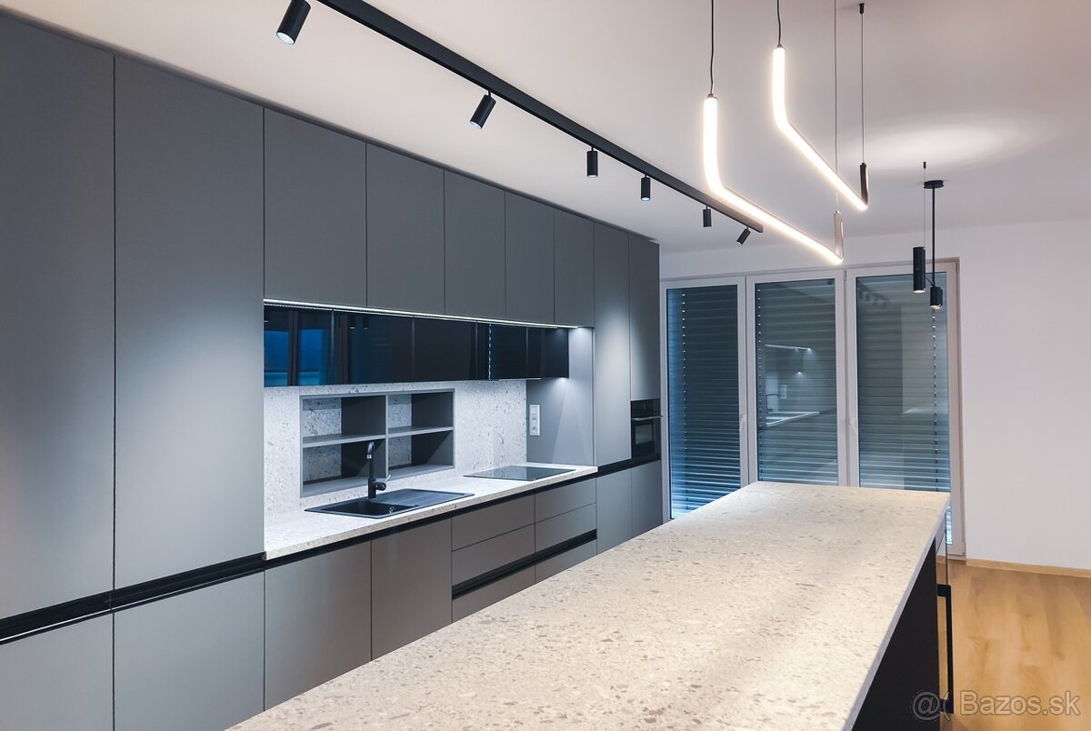 PENTHOUSE, 264 m2, absolútne centrum Žiliny - 2