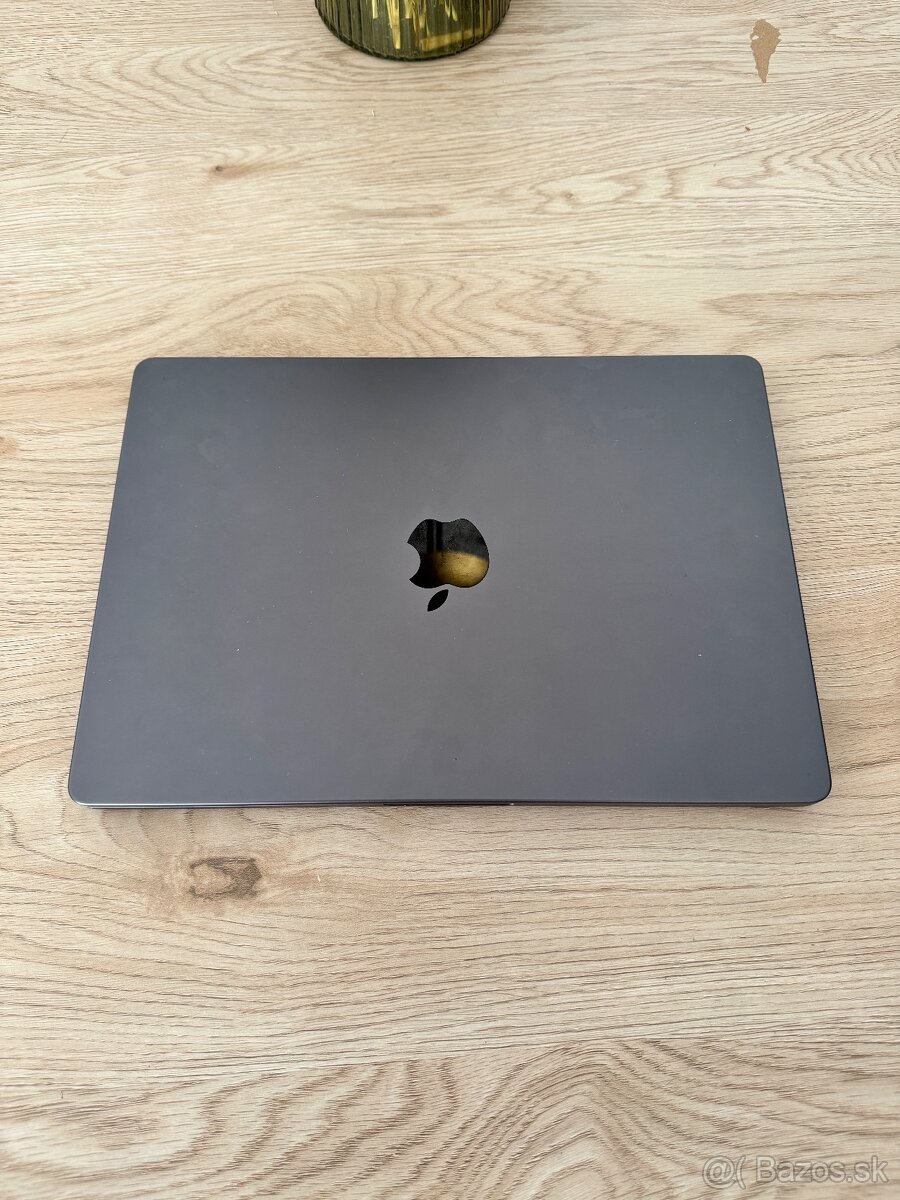Apple MacBook Pro 14" M5 - 2