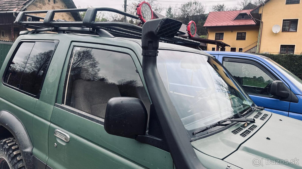 mitsubishi pajero