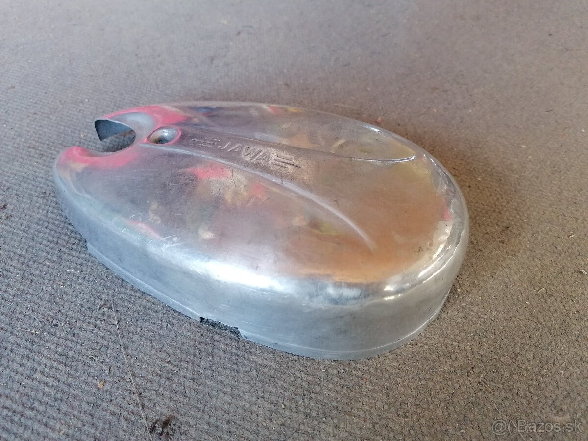Kryt motora zapaľovania na Stadion S1, S11, S22, Jawetta 551 - 2
