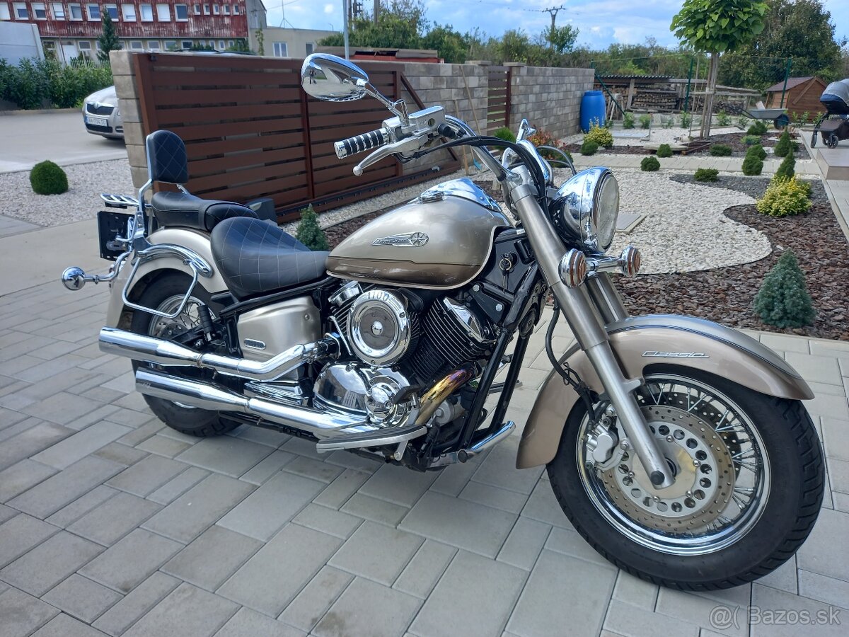 Yamaha XVS 1100 DragStar Classic - 2