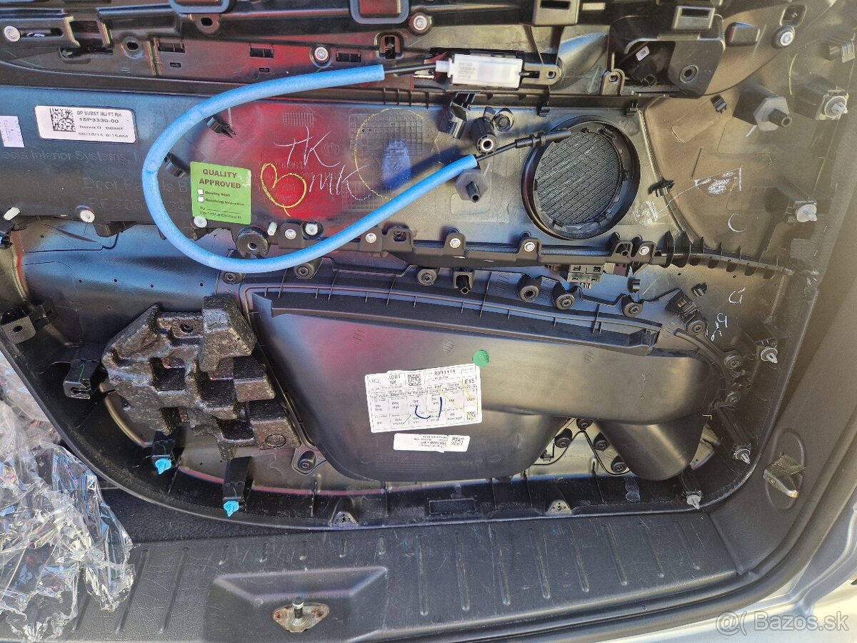 Bmw x5 r.v 2015 tapacir dveri komplet+zadne sedačky - 2