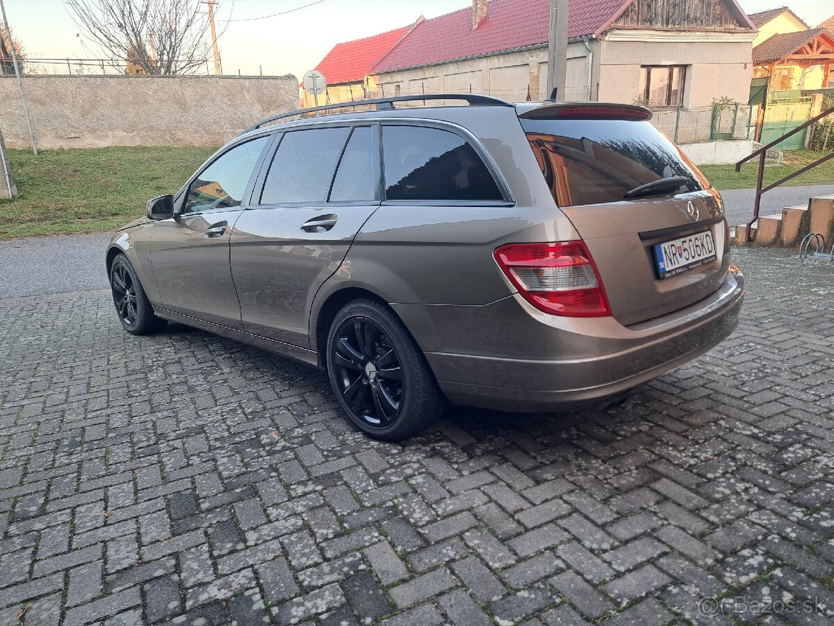 Mercedes Benz w204 180kompresor - 2