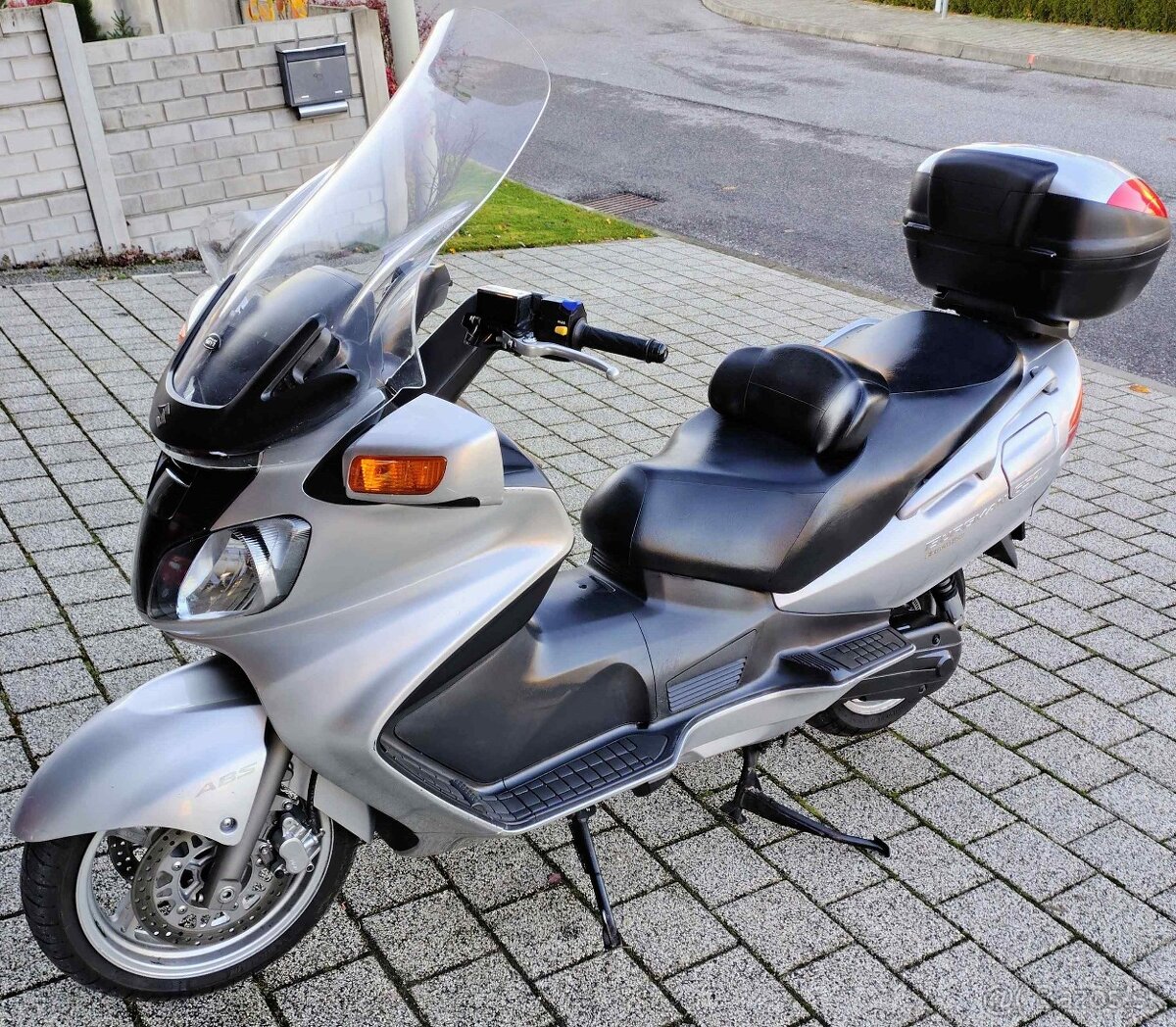 Suzuki Burgman 650 - 2