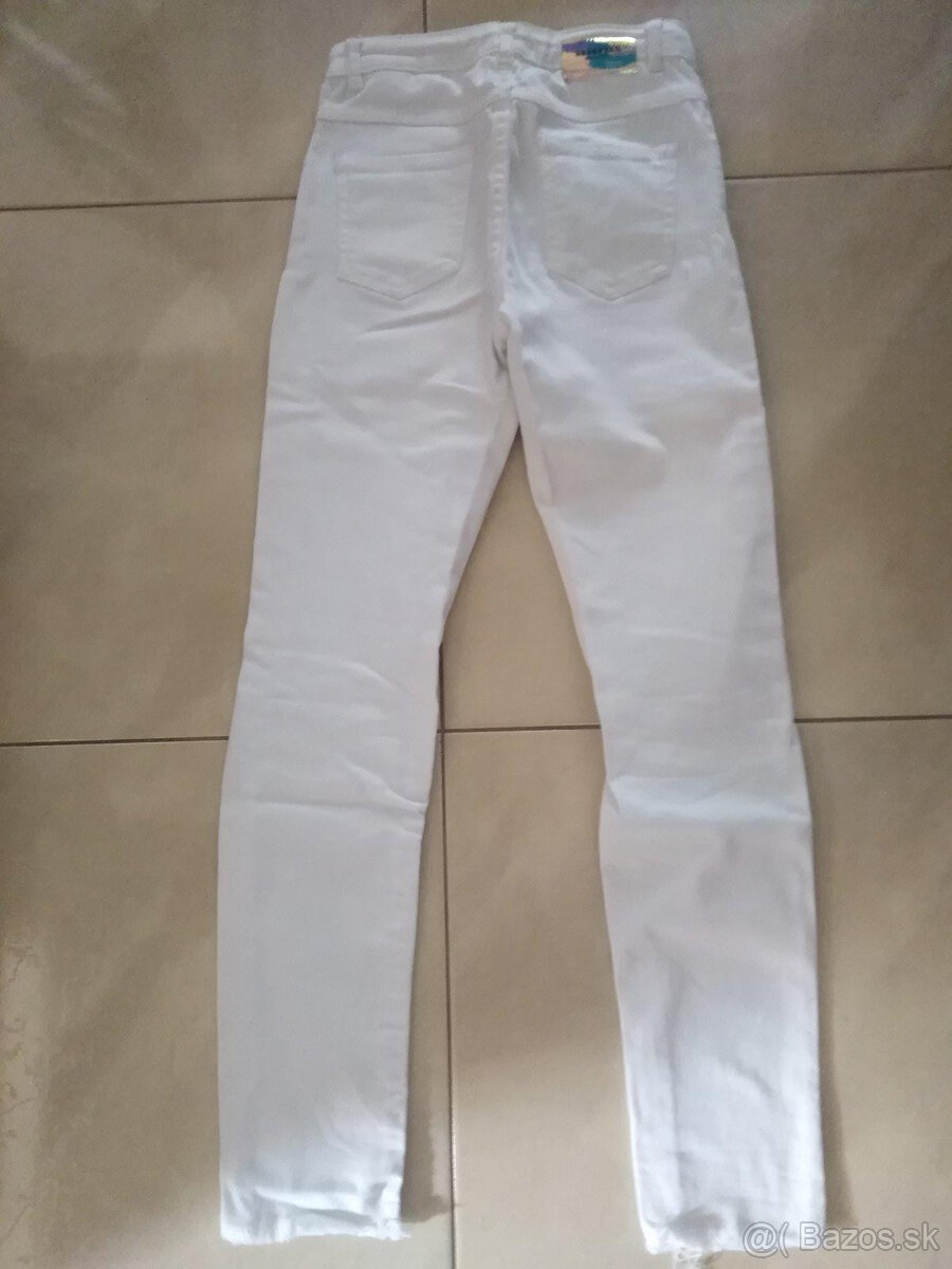 Biele nohavice veľ.140 - 2