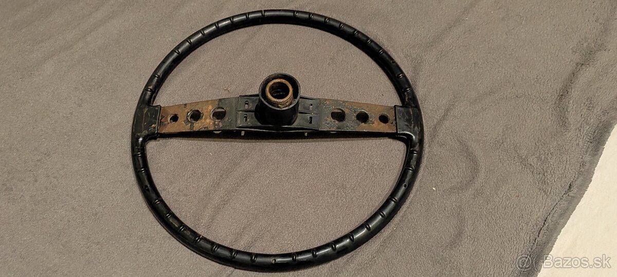 Škoda 110R volant - 2