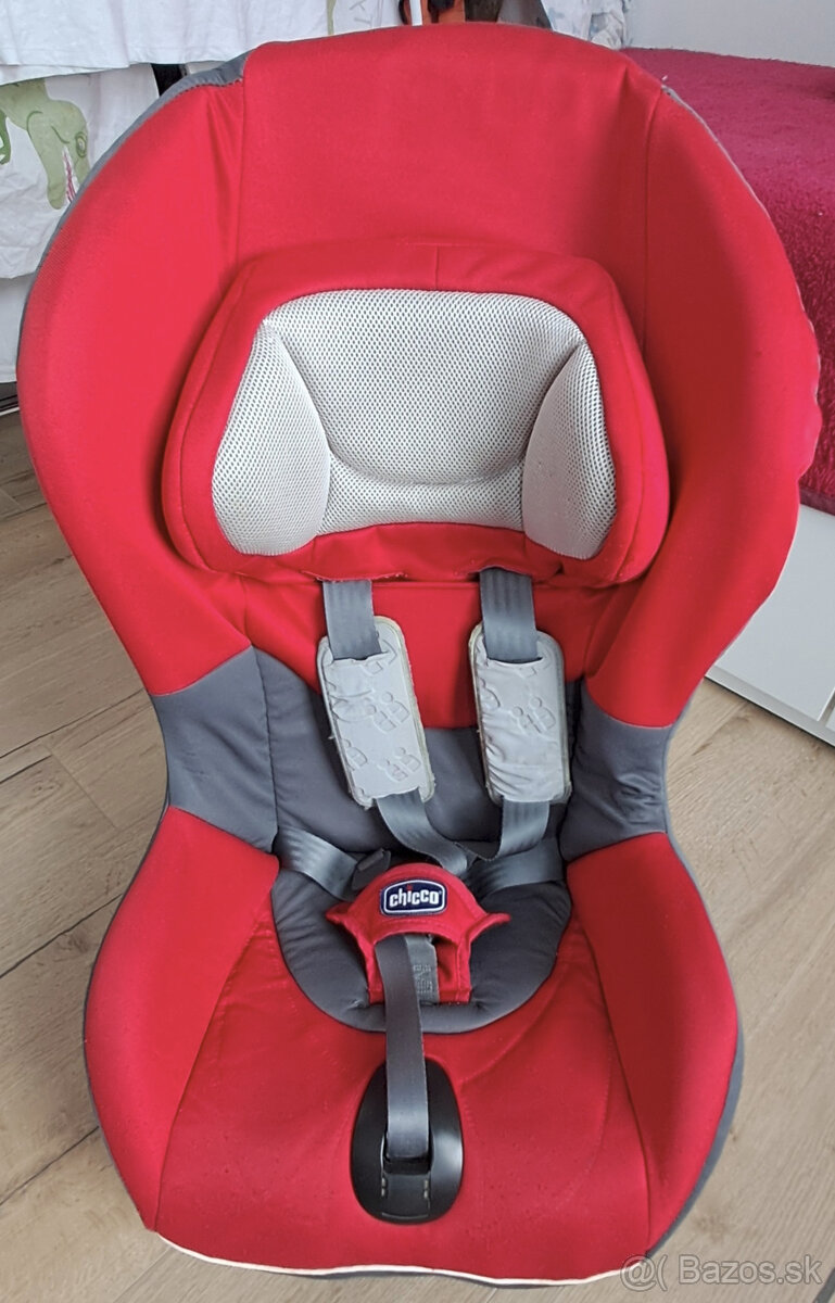 Chicco autosedačka 9-18kg - 2