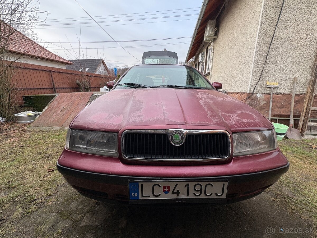 Škoda Octavia 1.6 benzín 74kw 1998 - 2