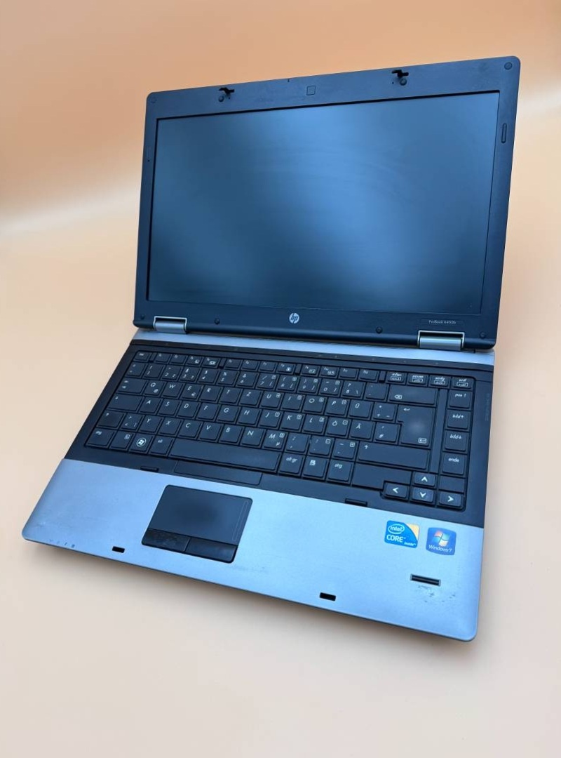 Notebook 14" HP.Intel i5-M520 2x2,40GHz.8gb ram.240gb SSD - 2