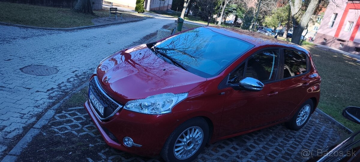 Peugeot 208 - 2