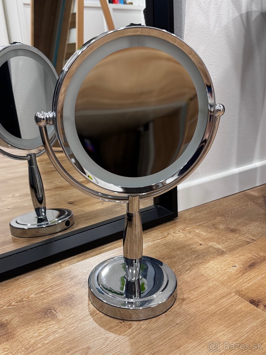 Kozmetické zrkadlo s LED svetlom a so zväčšením - 2