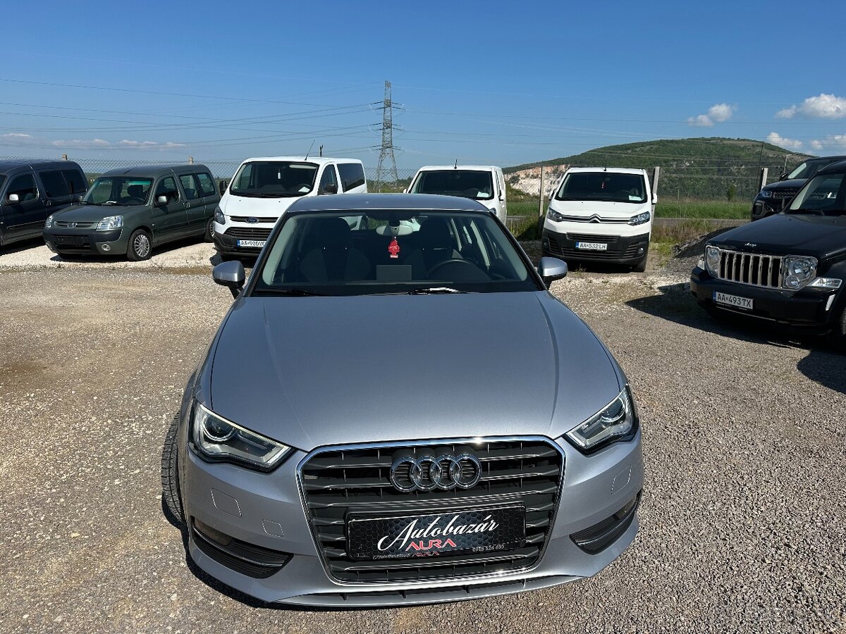 Audi A3 Sportback 2.0 TDI DPF Ambiente - 2