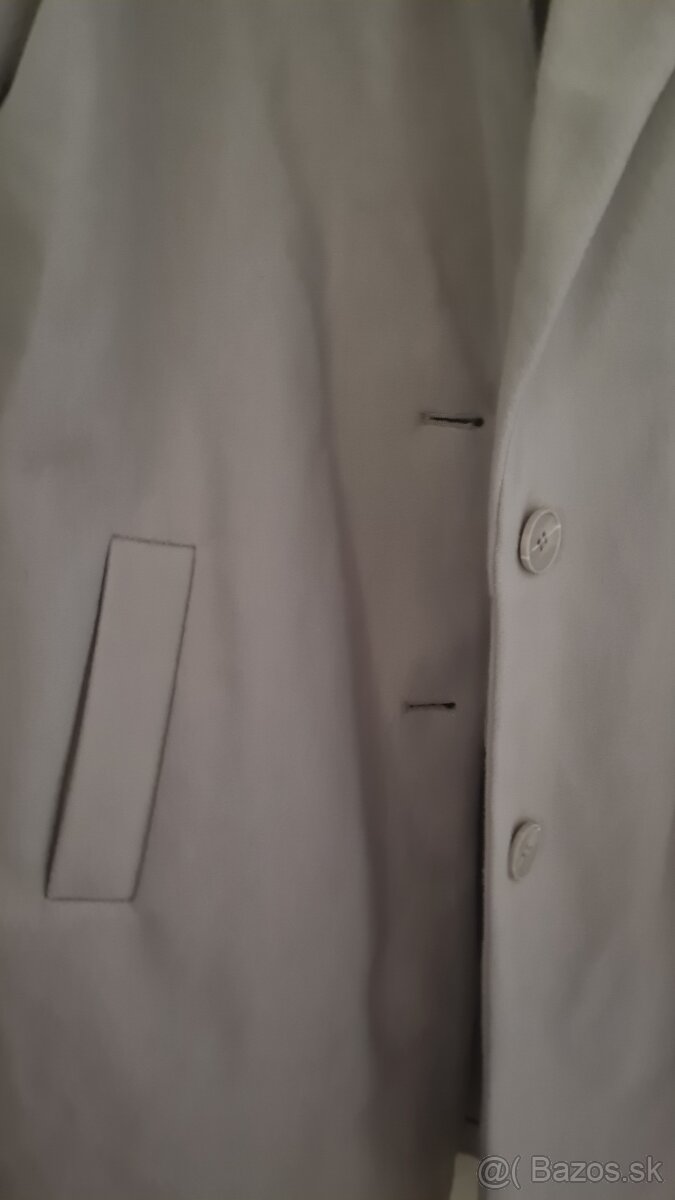 Sivý kabát - 2