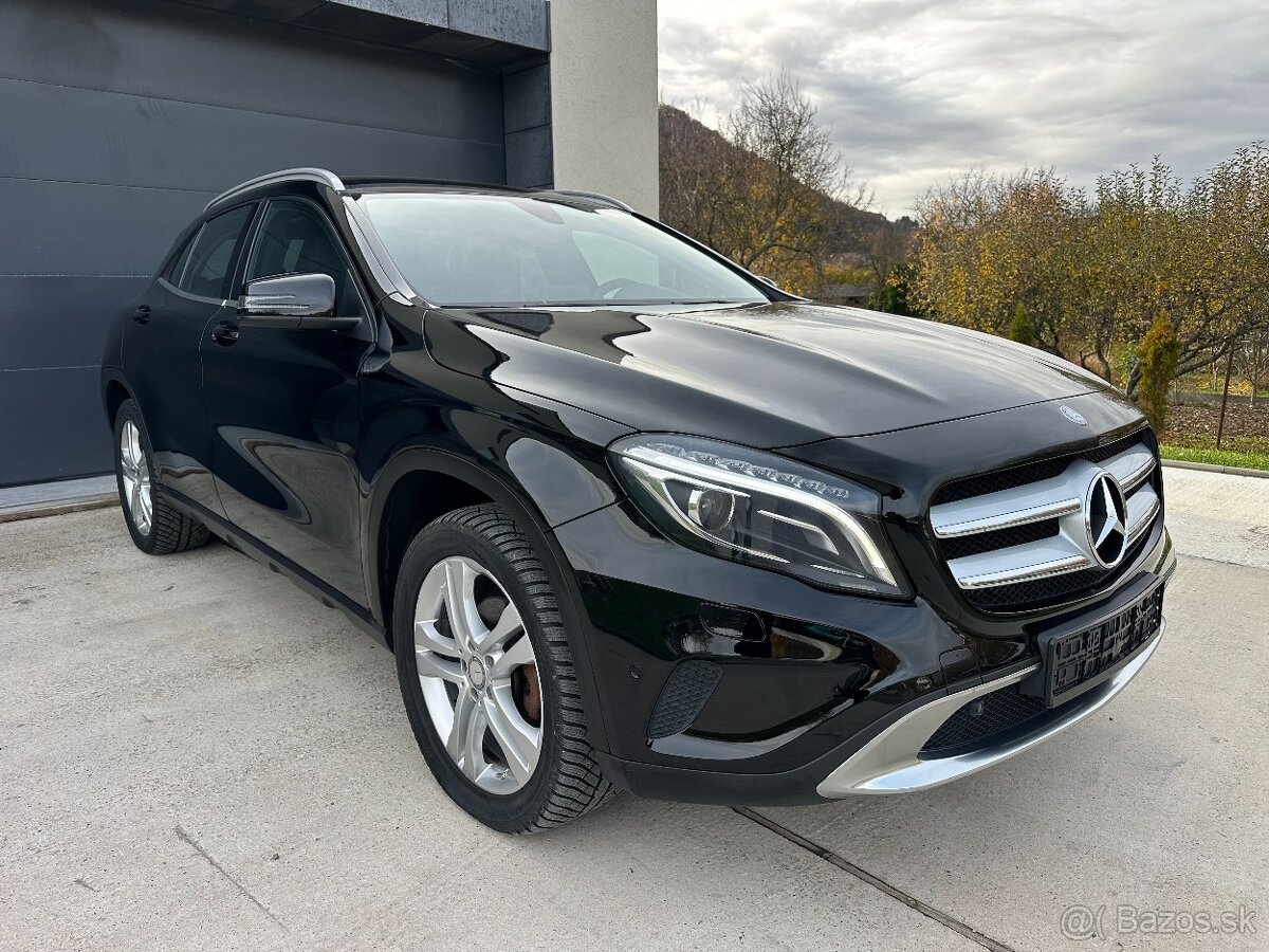Mercedes-Benz GLA 180 - 2