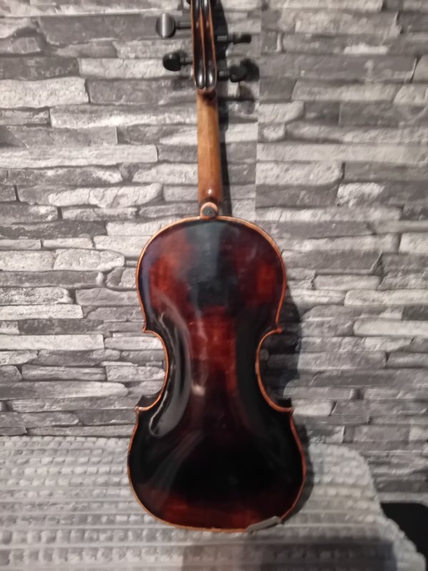 Predam cele husle - 2