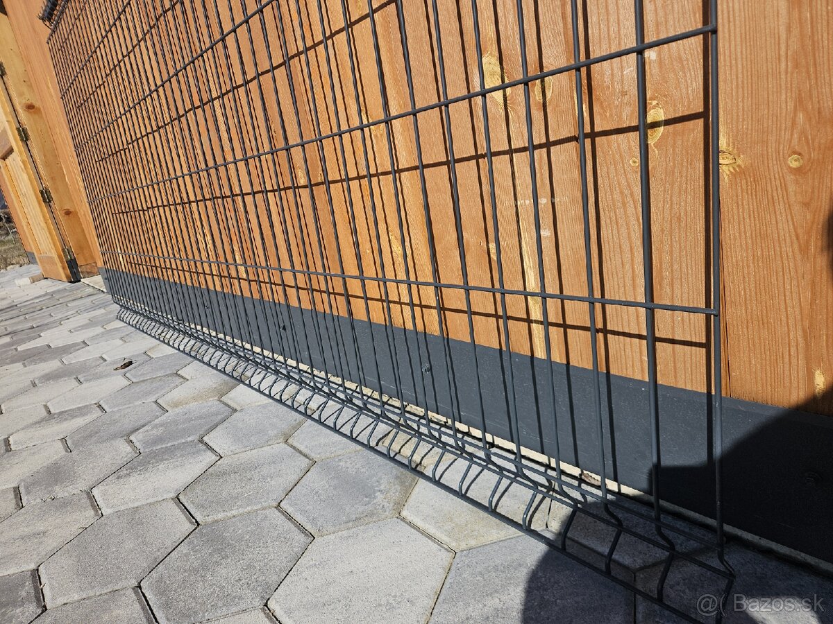 Plotovy panel 3D 250x123cm hrubka 5mm antracit - 2