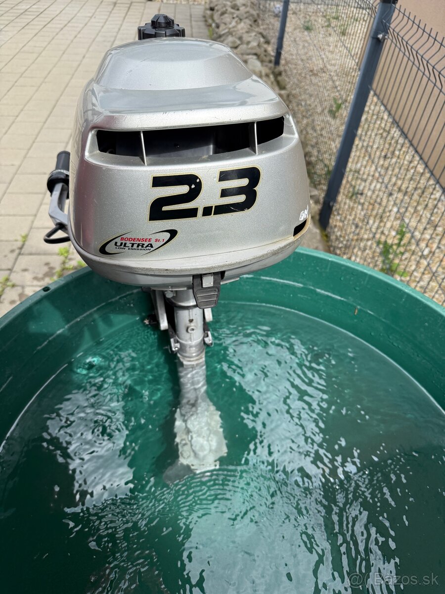 Lodný motor Honda - 2
