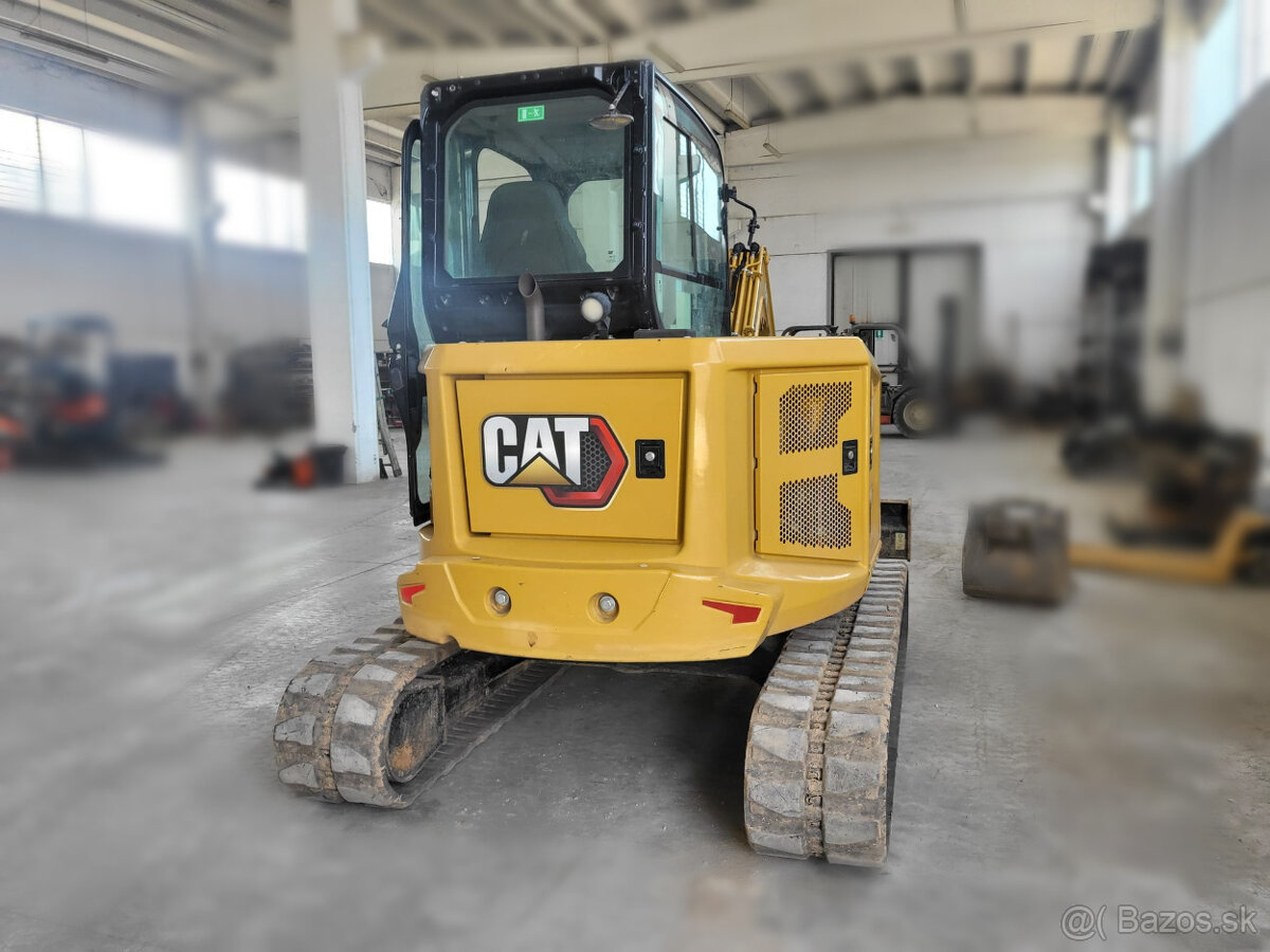 Báger CAT 305, nový model. - 2