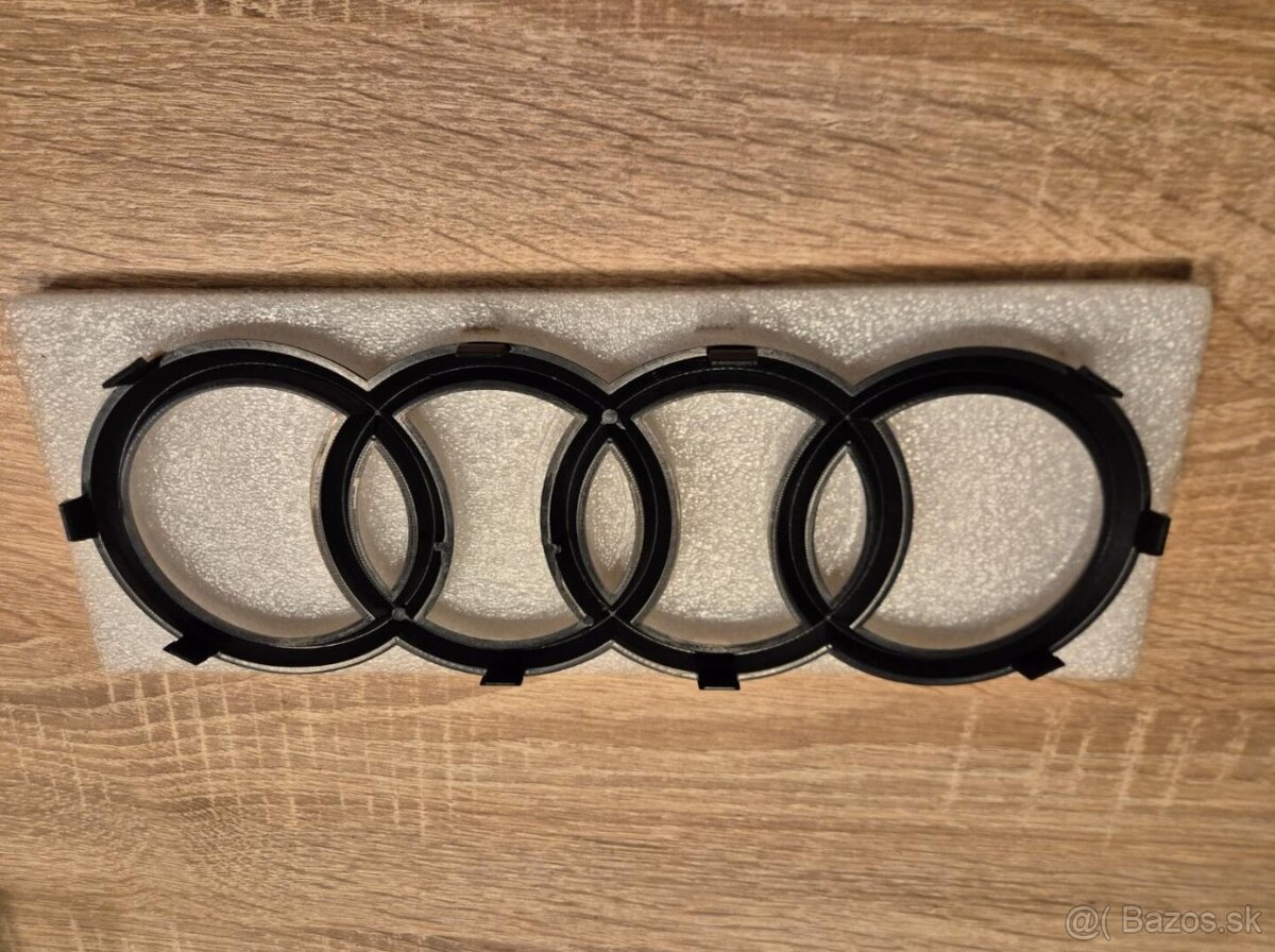 PREDNY ZNAK KRUHY AUDI OOOO - 2