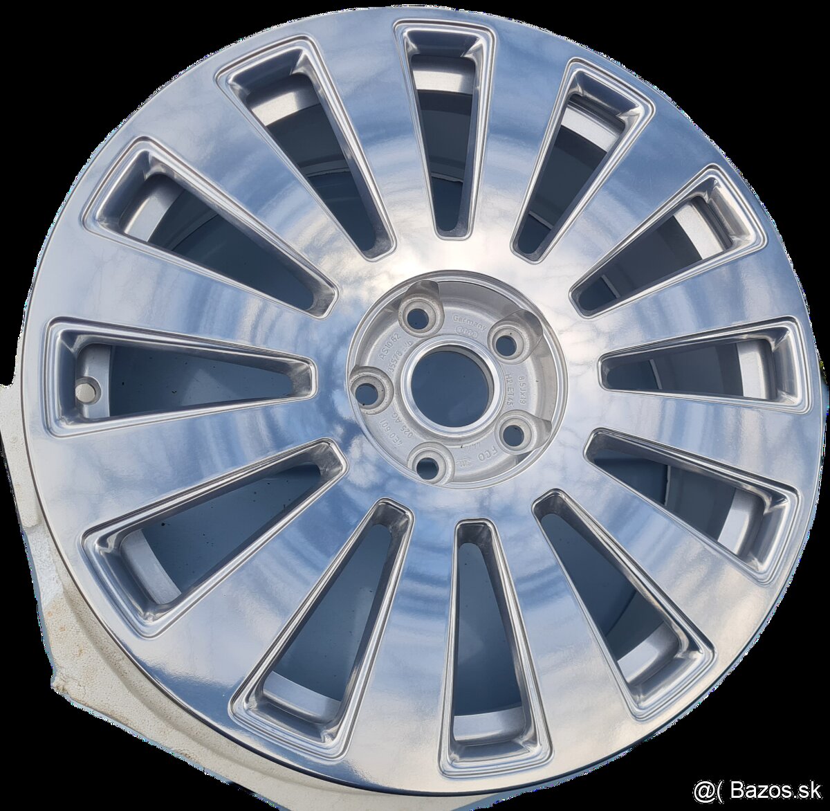 R19 nový disk - 2