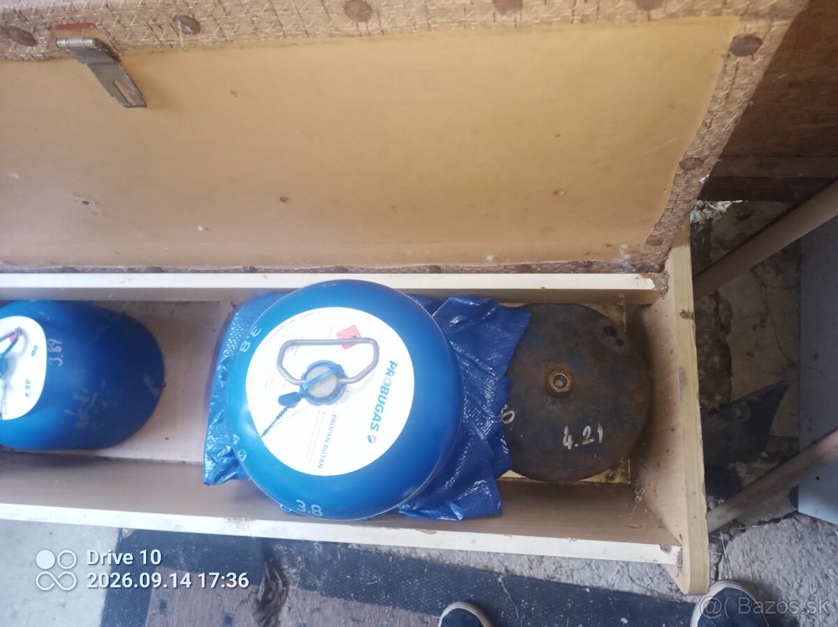 Predám 2kg plnú bombu - 2