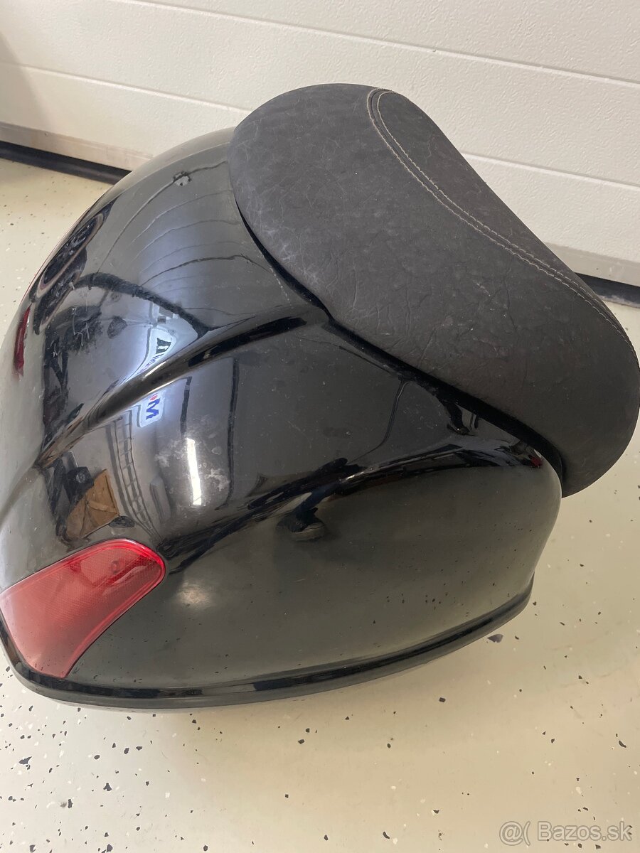 Zadny kufor na Vespa - 2