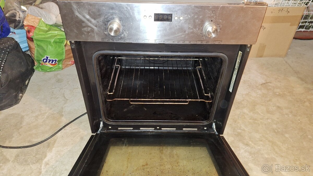 Vstavaná el.rura Whirpool - 2