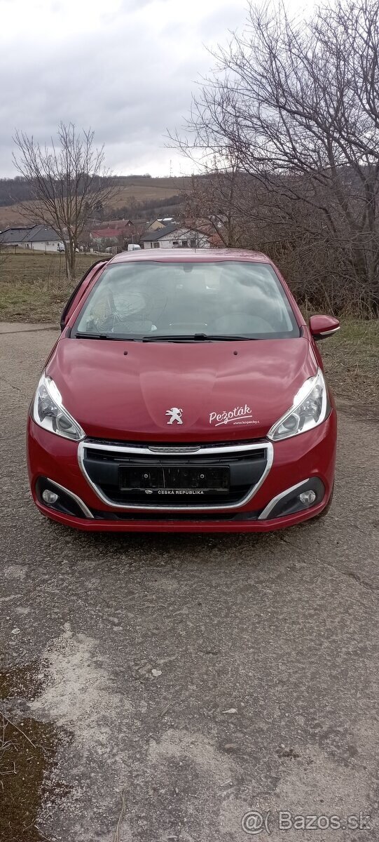 Peugeot 208 1.2 60kw díly - 2