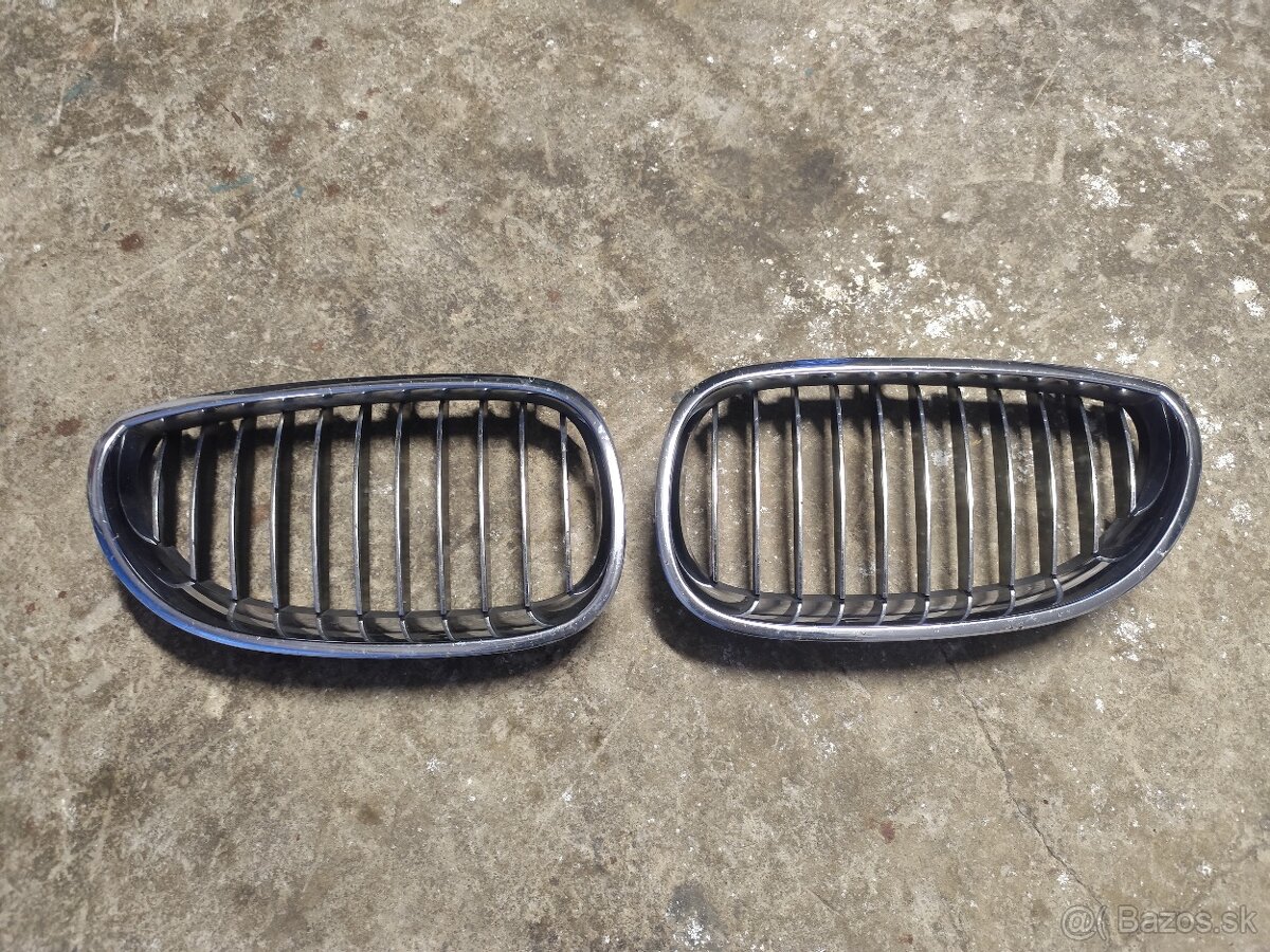 Predám chrómové mriežky BMW E60 E61 - 2
